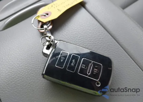 2015 Toyota Highlander Xle V6 z USA, uszkodzony, nr VIN 5TDJKRFH4FS140655